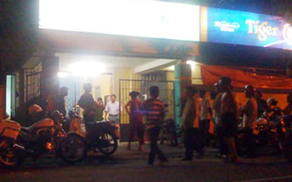 Người nước ngoài hỗn chiến tại Sài Gòn, 1 người trọng thương ảnh 1