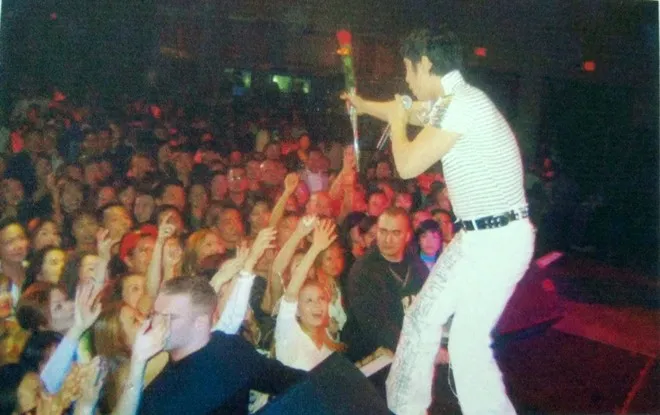 Ảnh thơ ấu của 'ông hoàng nhạc sến' Ngọc Sơn