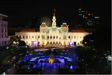 Trụ sở UBND TP sẽ thành một không gian công cộng.