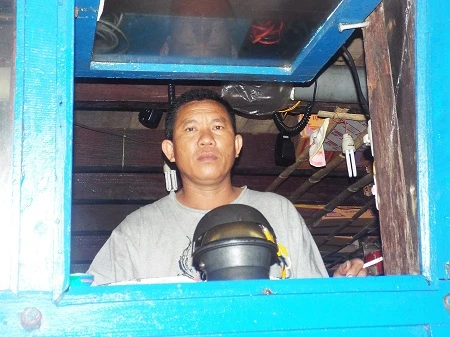 32 ngư dân tàu cá Quảng Nam bị nạn trên biển về bờ an toàn