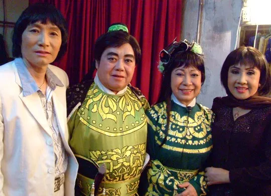 Đông đảo nghệ sĩ tiễn biệt 'Vua ngâm Tao Đàn' ảnh 8