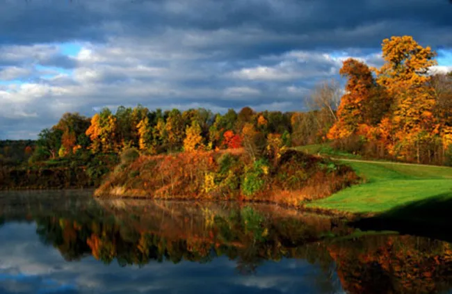 Hồ Las Vegas, Mỹ, cuốn hút du khách bởi vẻ đẹp trong trẻo và thơ mộng của nó, đẹp như một bức tranh