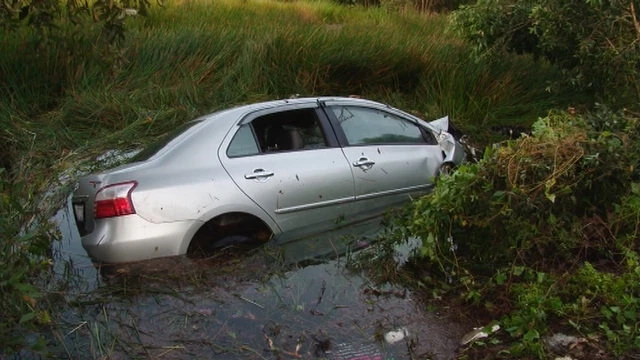 Chiếc ô tô gặp nạn -Ảnh: An Long