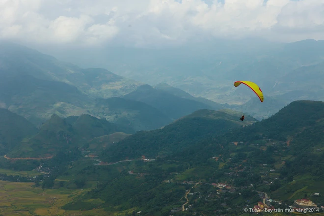 Vẻ đẹp mùa vàng Mù Cang Chải từ dù lượn ảnh 5