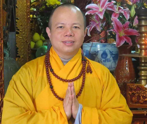 Xử nghiêm nhà sư 'sờ iPhone 6 lấy lộc cho cửa hàng' ảnh 2