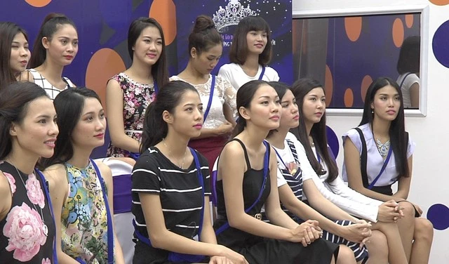 Các thí sinh Hoa khôi áo dài Việt Nam