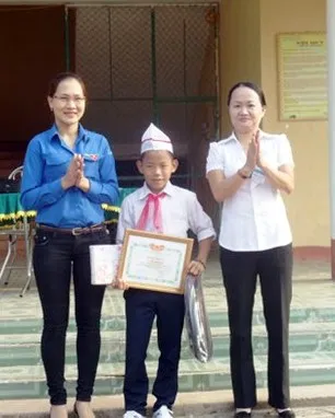 Tỉnh đoàn Hà Tĩnh đang xem xét tặng Huy hiệu “Tuổi trẻ dũng cảm” cho em Lê Thành Đạt