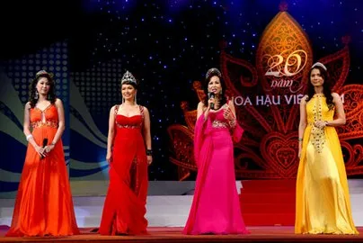 Hoa hậu Việt Nam, Hà Kiều Anh, Nguyễn Thu Thủy, Nguyễn Thị Ngọc Khánh, Phan Thu Ngân, Nguyễn Thị Huyền, Bùi Bích Phương, Phạm Thị Mai Phương, Nguyễn Thiên Nga, Nguyễn Diệu Hoa Hoa hậu Việt Nam, Hà Kiều Anh, Nguyễn Thu Thủy, Nguyễn Thị Ngọc Khánh, Phan Thu Ngân, Nguyễn Thị Huyền, Bùi Bích Phương, Phạm Thị Mai Phương, Nguyễn Thiên Nga, Nguyễn Diệu Hoa