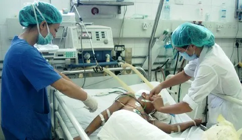 Những tai nạn 'khó đỡ' và lãng xẹt của bợm nhậu ảnh 6