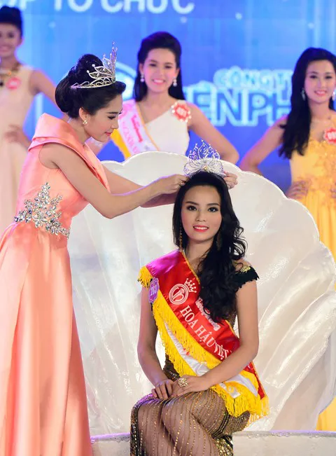 hoa hậu, ảnh độc