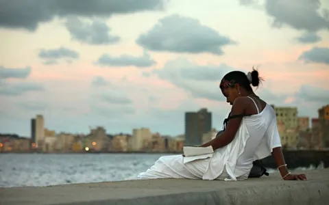 Giải triển vọng: Massimiliano Fabrizi (Italy). Ảnh chụp một thiếu nữ ở Cuba.