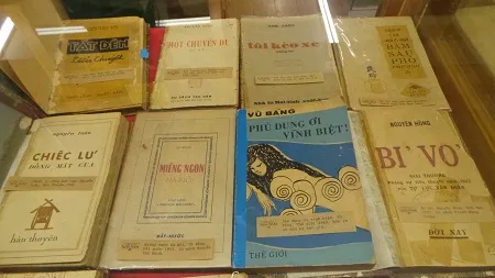 Việc làng (tác giả Ngô Tất Tố, ấn bản năm 1940, do Mai Lĩnh xuất bản).