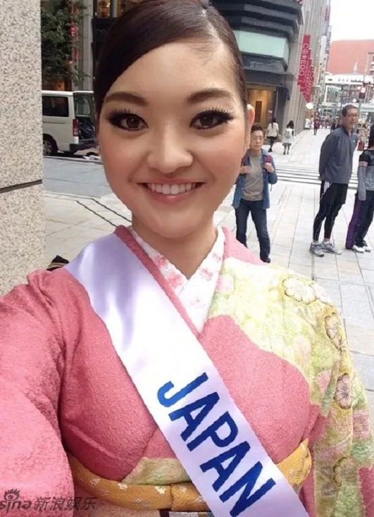 Những chuyện động trời làng hoa hậu năm 2014