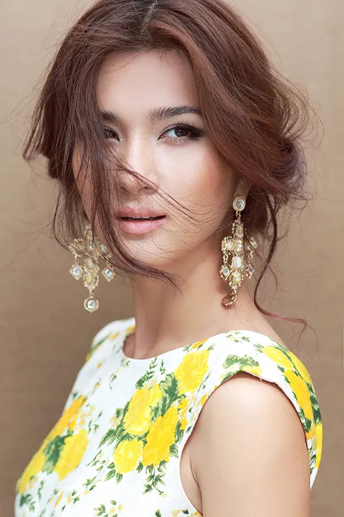 Kim Tuyến cuốn hút khi làm mẫu ảnh ảnh 2