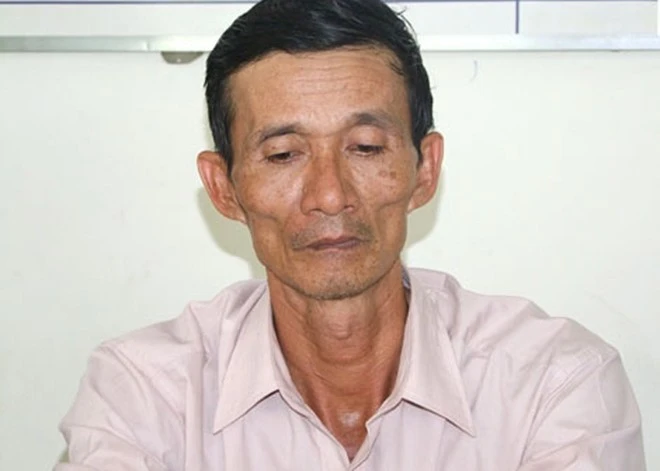 Trai tại cơ quan điều tra.