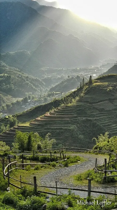Trong những nước mà Michael Loffer đi qua, anh đã chọn ghé thăm Sa Pa của <a href='https://plo.vn/tu-khoa.html?q=Việt Nam' title='Việt Nam'>Việt Nam</a>.
