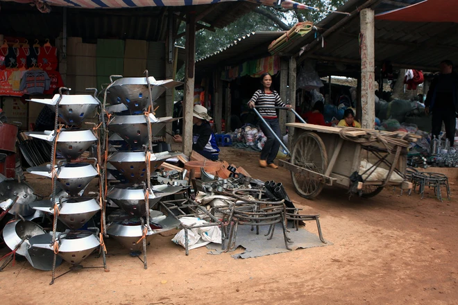 Phiên chợ Nủa đậm chất đồng bằng Bắc Bộ xưa ảnh 7