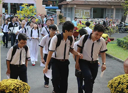 Thi học sinh giỏi lớp 12 cấp thành phố ảnh 2