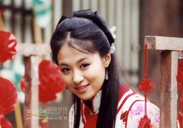 Thẩm Ngạo Quân xinh đẹp với tạo hình tiên nữ trong Thiên địa truyền thuyết chi Bảo liên đăng.