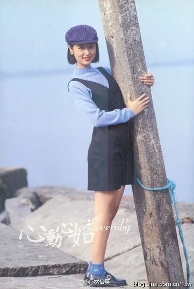 Ngay từ khi còn bé, Lâm Tâm Như đã thu hút người đối diện bằng vẻ dịu dàng, nữ tính cùng gương mặt đẹp. Ảnh làm mẫu năm 17 tuổi của Lâm Tâm Như gây chú ý