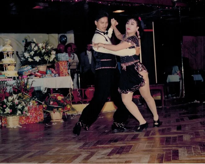 Nguyễn Hưng chia sẻ, Thục Hiền vốn xuất thân là một vũ công. Tuy nhiên, họ chỉ cùng nhau nhảy múa tại các buổi tiệc của gia đình, gặp gỡ bạn bè chứ chưa có dịp đứng cùng sân khấu lớn. a