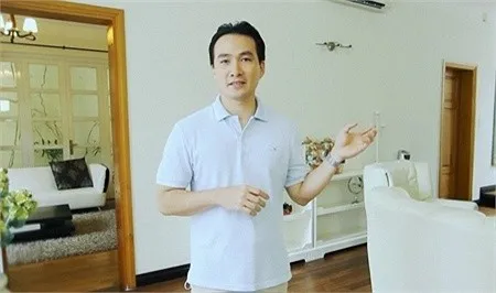 Giáng My sở hữu nhiều xe hơi đắt tiền.