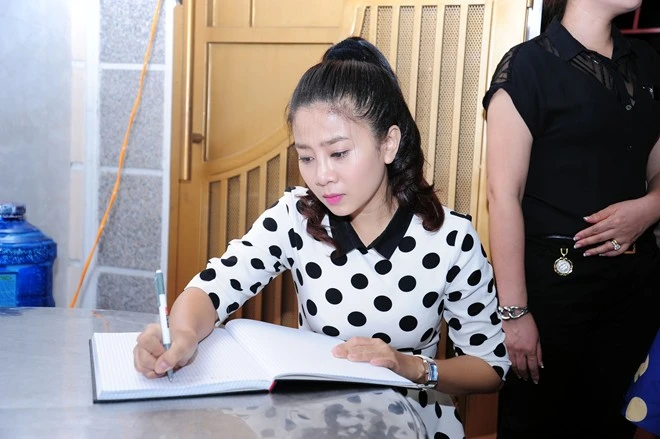 Sao Việt bùi ngùi tiễn đưa nghệ sĩ hài Đăng Lưu 