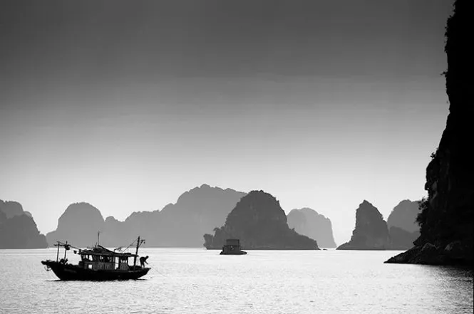 Ngất ngây vịnh Hạ Long - Ảnh chụp năm 2014