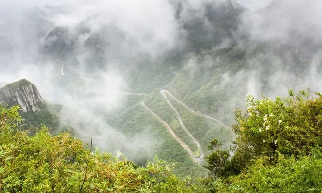 Đèo Hải Vân vào top cung đường đẹp nhất thế giới ảnh 5