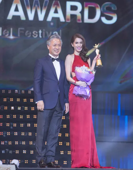 Ngọc Trinh nhận danh hiệu 'Nữ hoàng bikini châu Á' ảnh 3 Ngọc Trinh nhận danh hiệu 'Nữ hoàng bikini châu Á' ảnh 3