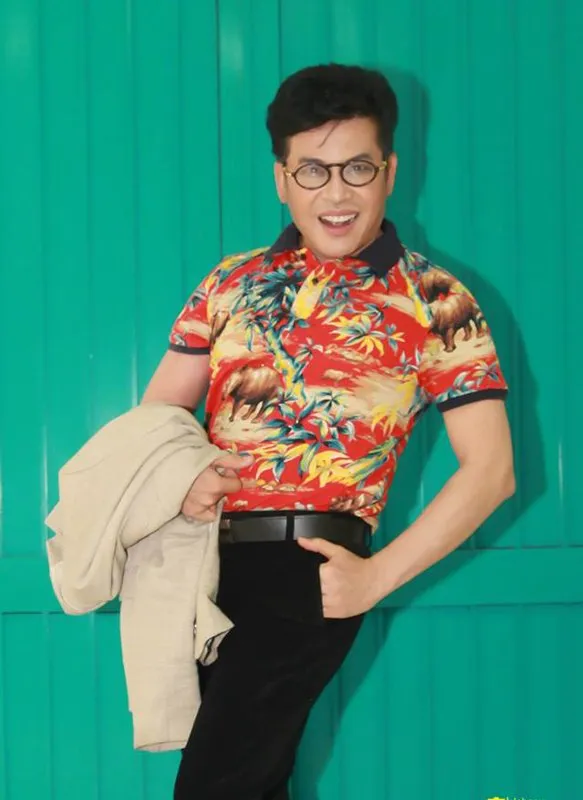 Thanh Bạch, MC chua ngoa, MC lòe loẹt, Thanh Bạch, MC chua ngoa, MC lòe loẹt,