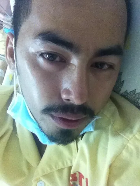 Ngày 3/11, trên trang cá nhân, Duy Nhân chia sẻ sự hoang mang khi hay tin nữ ca sĩ Tố Như qua đời vì căn bệnh tương tự như anh. Cũng vì được chuyển lên phòng cách ly nên nam diễn viên Hồ sơ đen cảm thấy trống rỗng.