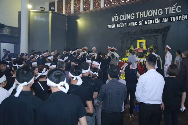 Nhạc sĩ An Thuyên, BTV Bông Mai, Ca dao em và tôi, Em chọn lối này,