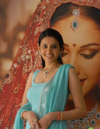 1437636488-1437530880-co-dau-8-tuoi-1q_1