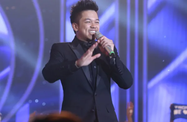 Hành trình đến đích Vietnam Idol 2015 của Trọng Hiếu ảnh 3 trong-hieu-ok1-1679-1438531349.jpg