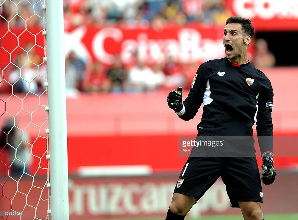 Barca thua đối thủ dưới cơ Sevilla 1-2 ảnh 1