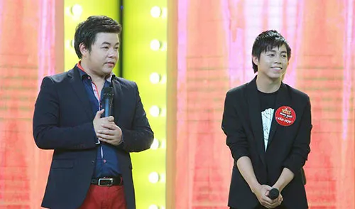 Thí sinh 'Ca sĩ giấu mặt' giống ca sĩ Quang Lê ảnh 1 Thí sinh 'Ca sĩ giấu mặt' giống ca sĩ Quang Lê ảnh 1