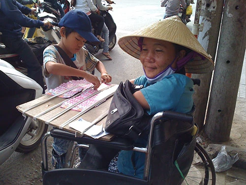 Nụ cười của Thuận ‘Nick Vujicic' ảnh 1