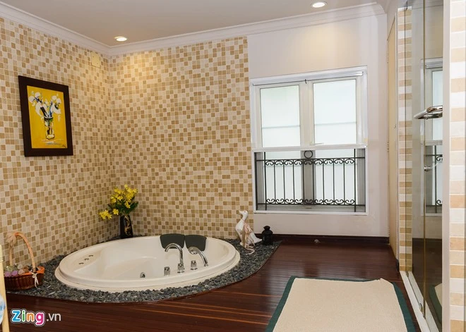 Thăm biệt thự triệu đô sang trọng của Hiền Mai