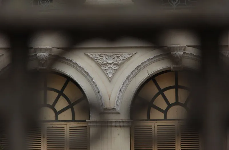 tòa nhà 35 triệu usd, nhà cổ, biệt thự