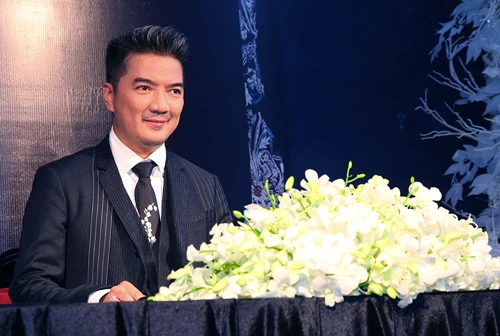 dam-vinh-hung-duoc-trao-danh-hieu-ngoi-sao-chau-a-1