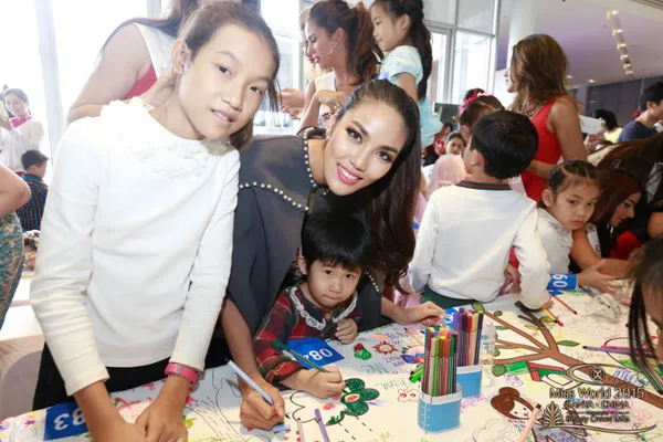 lan-khue-thuoc-top-thi-sinh-noi-bat-nhat-miss-world-3