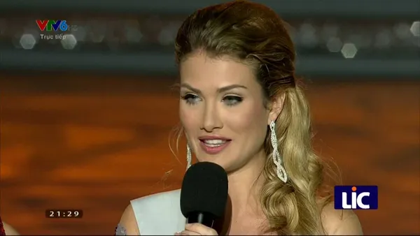 tay-ban-nha-dang-quang-hoa-hau-the-gioi-2015-5