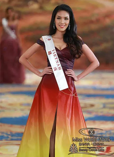 ly-qui-khanh-bat-khoc-khi-vay-cua-lan-khue-thang-giai-world-designer