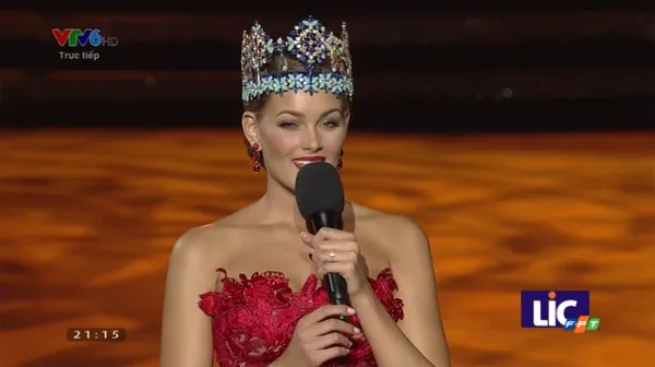 tay-ban-nha-dang-quang-hoa-hau-the-gioi-2015-21