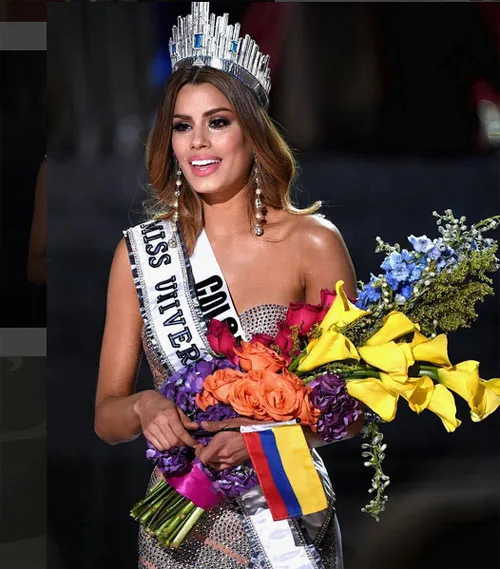 nguoi-dep-colombia-khoc-nuc-no-sau-khi-mat-vuong-mien-7