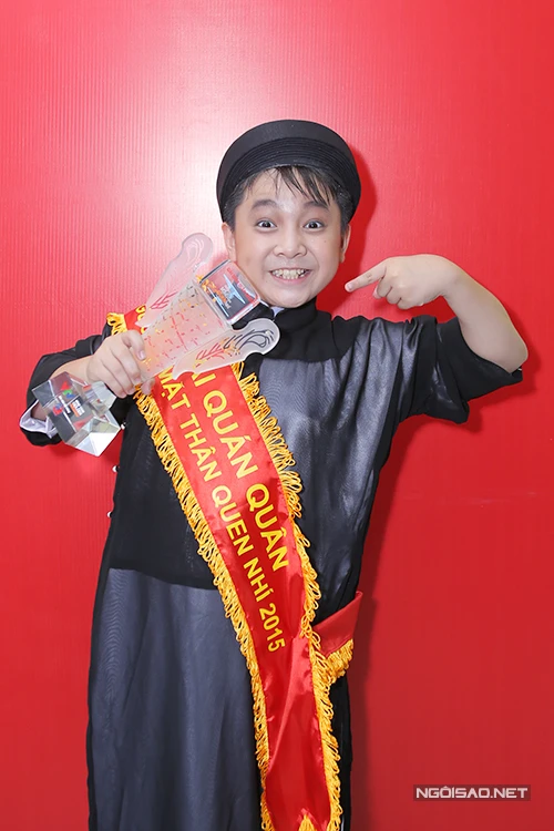 hoang-quan-ap-luc-khi-co-ba-nuoi-lam-giam-khao-1