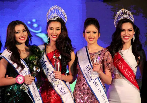 Phạm Hương, Thanh Vy, Á hậu, Đông Nam Á, nhẹ nhàng, trong sáng