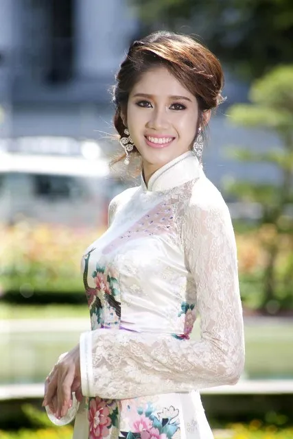 ve-dep-diu-dang-cua-a-hau-dong-nam-a-dong-thanh-vy-3