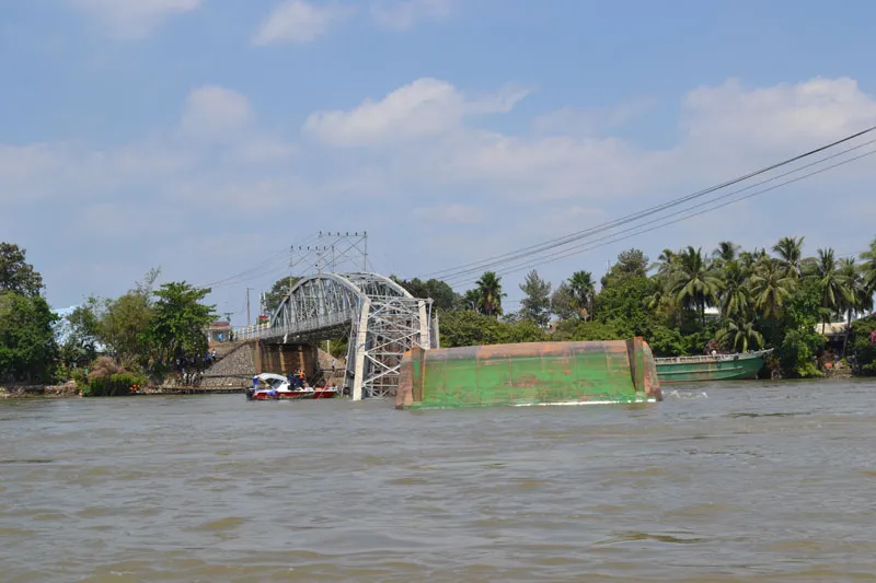 Toàn cảnh vụ sập cầu Ghềnh qua ảnh ảnh 4